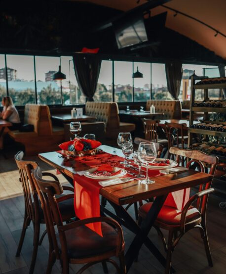 Services Just Left Pub & Grill Lynnwood WA